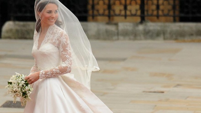La robe de mariée de Kate Middleton suscite la polémique